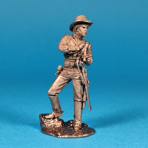 Tin miniature, figurine of Northern cavalry officer. Metal Figure a Northern cavalry officer. Scale 1:32, tin 54mm.