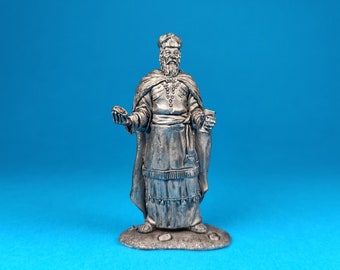 Tin miniature figurine of Melchizedek priest of the Most High God, metal figurine of Melchizedek Scale / 1:32 (54mm)