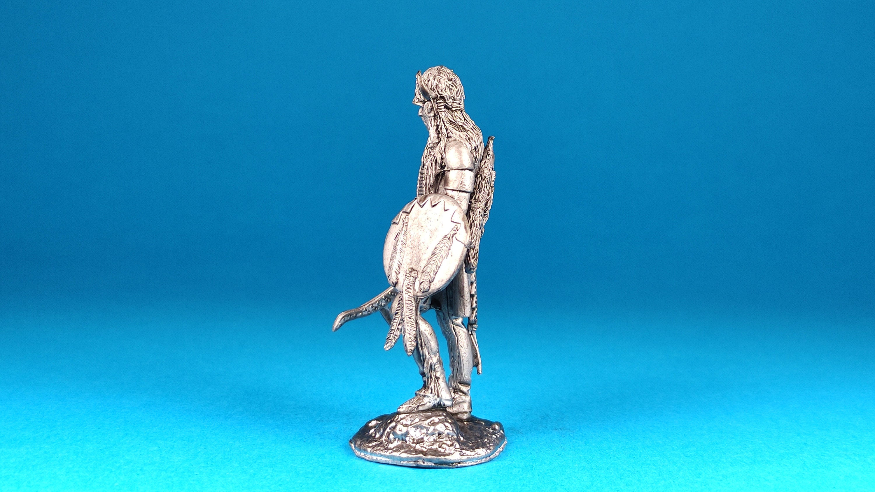 Soldat Sioux Guerrier à Cheval - Miniature Peinte 54 Mm 1:32 - Altores Miniatures