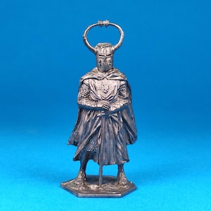 Tin miniature, figurine of Grandmaster of the Teutonic Order. Metal Figure a Grandmaster of the Teutonic Order. Tin 54mm. Scale1:32.