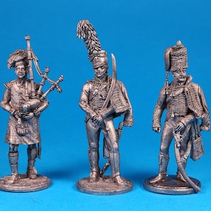 Zinnminiatur 54 mm, Figurine von Napoleons Kriegern. Metallfigur Napoleons Krieger. Maßstab 1:32, Zinn 54 mm