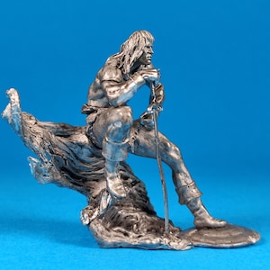 Tin miniature, figurine of Cimmerian King. Metal Figure a Cimmerian King. Scale 1:32. tin 54mm.
