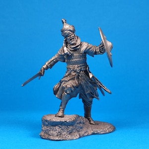 Tin miniature 75 mm, figurine of Mamluk Sultan Baybars, XIII century. Metal Figure Mamluk Sultan Baybars, XIII century. Scale 1:24, tin 75mm