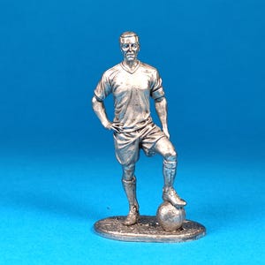 Tin miniature, figurine of Captain of the football team. Metal Figure a Captain of the football team. Tin 54 mm Scale1:32