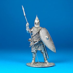Tin miniature, figurine of Russian Warrior Ready for Battle, 14th century. Metal Figure a Russian Warrior. Scale 1:32, tin 54mm.