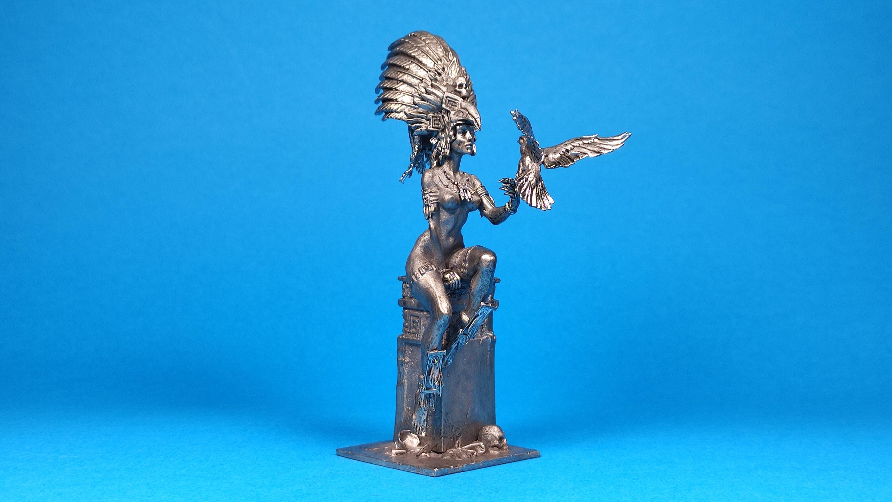 Tin miniature 75mm, figurine of Aztec priestess, 14th century.  Metal Figure Aztec priestess, 14th century. Scale 1:24, tin 75 mm