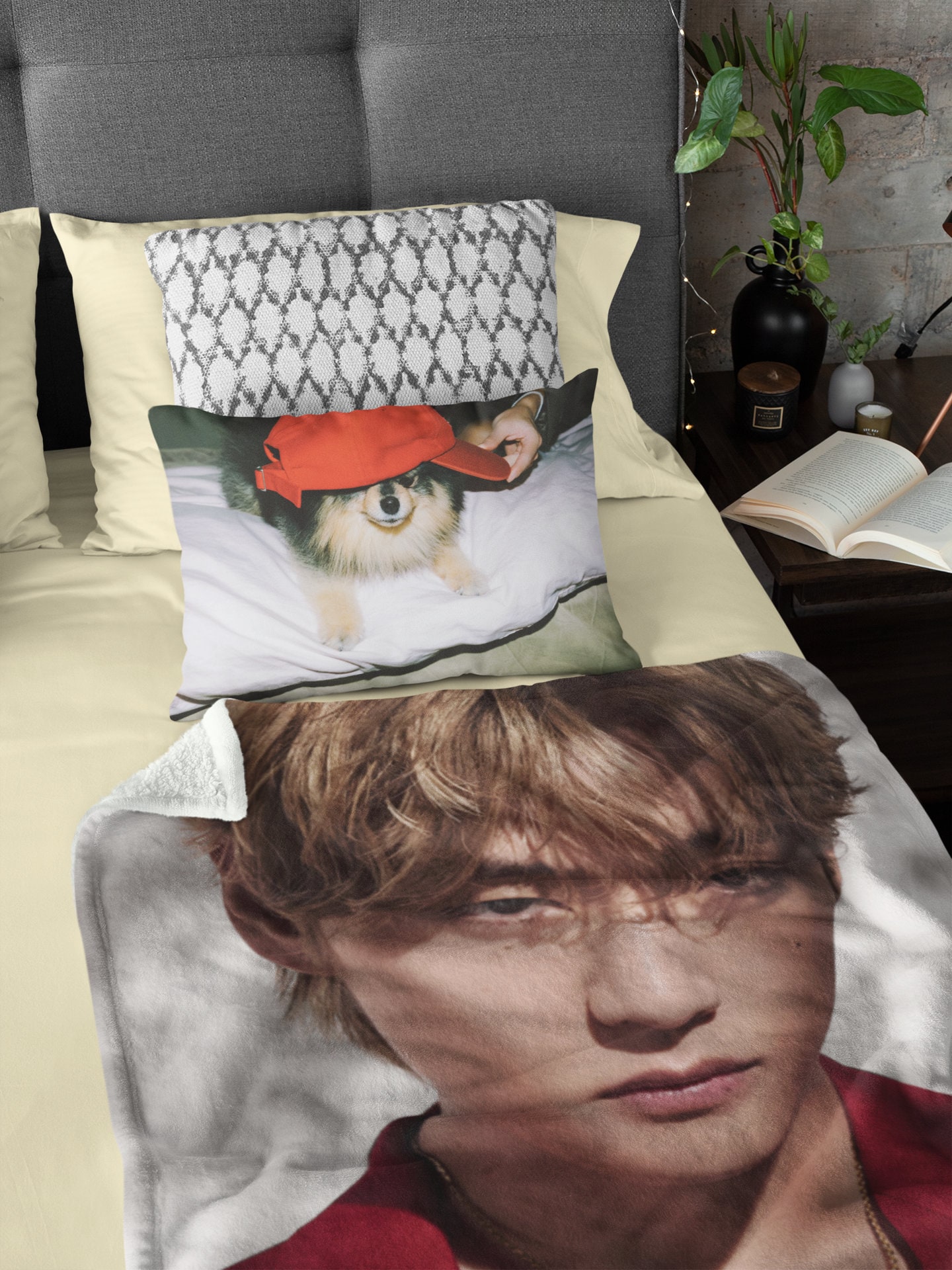 WAVESTEEᵀᴹ BTS Signature Photo Tapestry Fleece Blanket