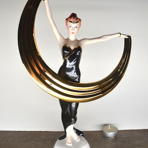 Porcelain Figurine &quot;Promise of Gold&quot; by Franklin Mint