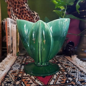 1950s Royal Haeger Teal Glazed Ceramic Tulip Vase | Vintage Gradated Blue/Green  Haeger Vase Collectible Vase #1523 Made in USA