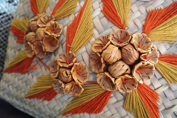 Vintage 70s Woven Straw Floral Beach Tote Bag - Gem