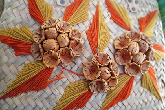 Vintage 70s Woven Straw Floral Beach Tote Bag - Gem