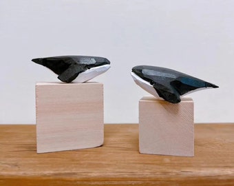 Handmade wood carving/wood carving whale/ Wooden/ Home furnishings / Household decoration