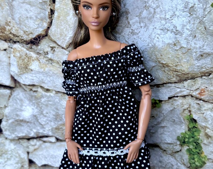 96 PCS Doll Clothes And Accessories For Barbie 11.5 Inch Doll 16 Slip Dresses 20 Pair Of Shoes 10 Handbags 30 Jewelry Accessories Fashion Outfits Necklace Mirror Earring Crown Hanger In Random - Foto 2