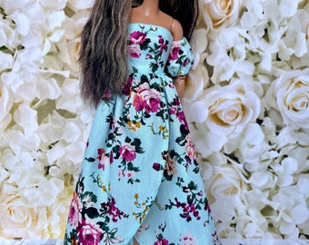 Robe de poupée faite main, robe florale pour vêtements de poupée, robe faite main à l'échelle 1/6, tenue tendance miniature, vêtements de poupée faits main à l'échelle 1/6