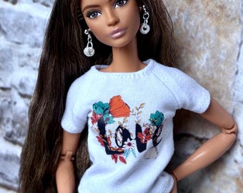 Camiseta de boneca, camiseta gráfica de boneca, roupas de boneca de 11,5 polegadas, roupas da moda em escala 1/6, camiseta em miniatura, roupa da moda para boneca, presente para ela
