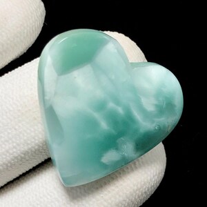 Chatoyant Victoria Stone, Heart Cabochon, 28x29x6 MM, 37 CTS, Beautiful Cabochon,#17426