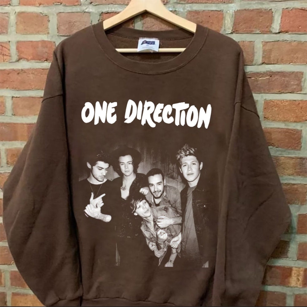 Louis Tomlinson Signature Unisex Crewneck Sweatshirt Adult– Meh. Geek