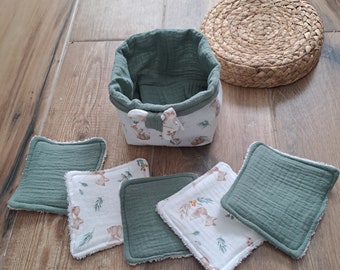 Basket and 10 washable baby wipes