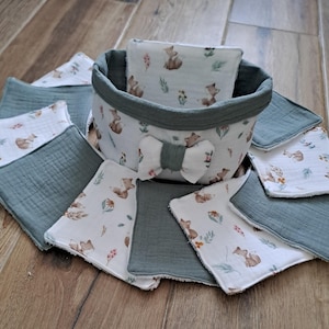Basket and 12 washable baby wipes