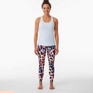 Leopard arc-en-ciel par Elebea Legging