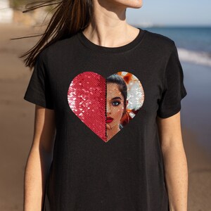 Camisa de lentejuelas personalizada con fotos Camisa unisex de lentejuelas personalizada en forma de corazón Camisas de lentejuelas con lentejuelas personalizadas Regalos para pareja imagen 4