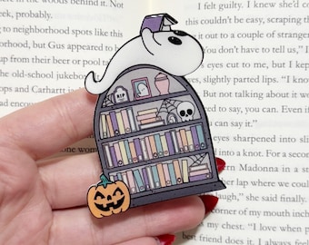Spooky Ghost reading bookshelf kindle grip, Halloween phone grips