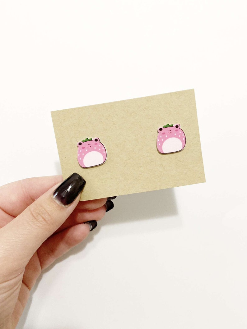 Pink strawberry frog Squish inspired earrings Bild 1