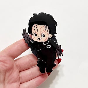 Kewpie Scissor hands phone grip, Halloween phone grips, Spooky phone grips