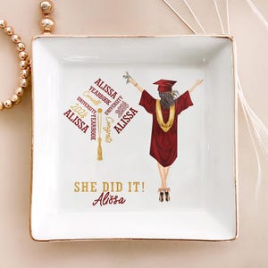 Graduation Gift She Did It, Personalized Jewelry Dish for Daughter Class of 2025 College-PHD Graduation,Unique Keepsake,Masters Degree Gift