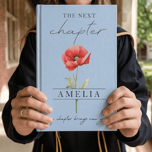 Personalisiertes Notizbuch für das nächste Kapitel, benutzerdefiniertes Namensblumen-Notizbuch, Universitätsgeschenk, Klasse von 2026, Andenken, College-Graduiertengeschenk