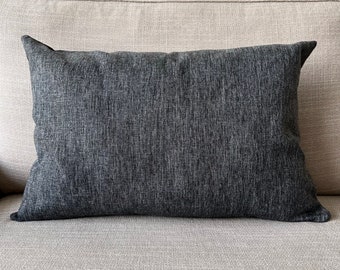 Housse de coussin lombaire gris foncé en lin, Housse de coussin en lin de luxe, Fermeture à glissière invisible, Taie d'oreiller de haute qualité, toutes les tailles, Décoration de chambre à coucher