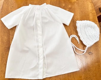Micro Preemie Girl Bereavement Gown and Bonnet, 24-28 Weeks Gestation
