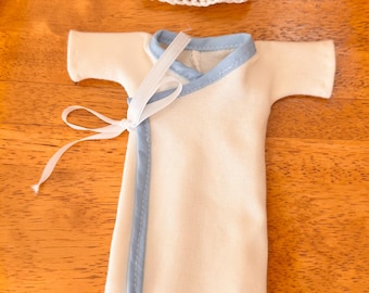 Micro Preemie Boy Bereavement Bunting, Beanie, 20 Weeks