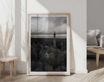 Póster de viaje del faro de Currituck / Fotografía en blanco y negro de los Outer Banks, arte mural de faro costero, decoración de casa de playa