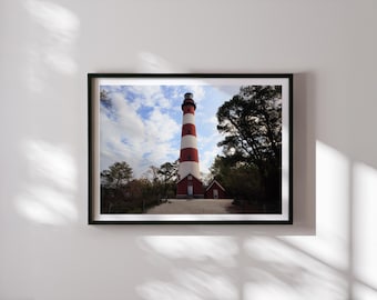 Póster de viaje del faro de la isla de Assateague / Decoración del hogar de Chincoteague, impresión fotográfica de la costa de Virginia, obra de arte de un faro, arte mural de una casa de playa