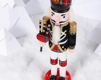 Scottish Wooden Nutcracker Figure With Bagpipes | Christmas Nutcracker Soldier | Traditional Festive Holiday Decoration