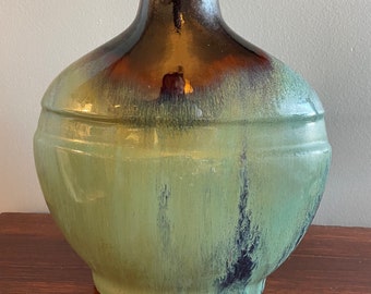 Ceramic Vase/ Décor Piece