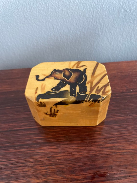 Small Wooden Elephant Ring Box