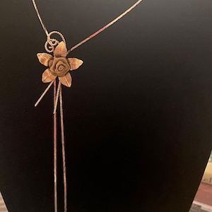Vintage Gold Tone Slide Rose Adjustable Lariat Necklace