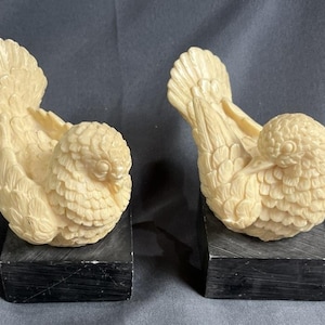 Pair of Vintage Santini Dove Sculpture Figurines on Black Base - Made in Italy