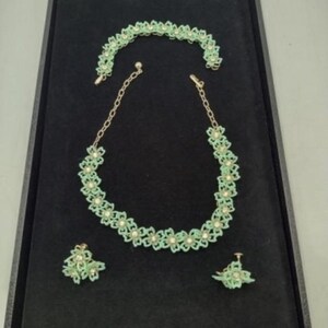 Vintage Pastel Mint Green Enamel Flower Choker Necklace, Bracelet and Earrings