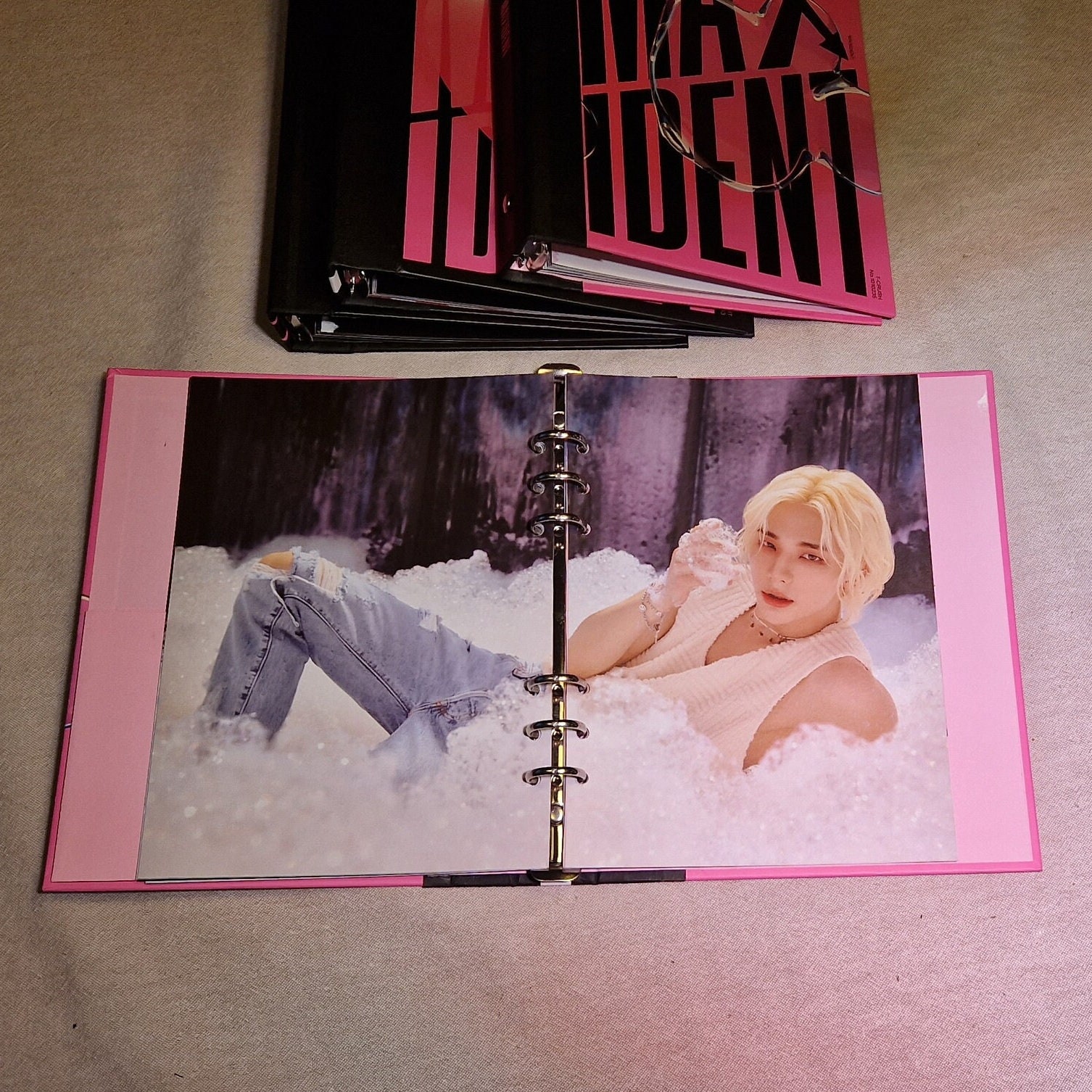 Stray Kids Merch Album Photocard Holder Kpop Photocard Binder-Skzoo Trading  Card A5 Binder,Cartoon Stray Kids Skz Card Binder