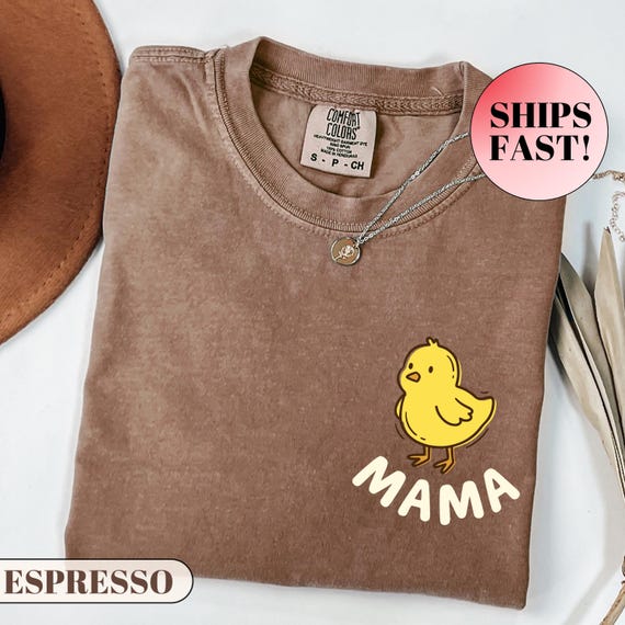 Chicken Mom Gift Comfort Colors Shirt Pocket Chick Graphic Mama Bird Tee Cute Farmcore New Mommy Top Mothers Day Everyday Apparel
