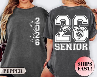 Camiseta de último año de 2026, regalo de último año de 2026, camiseta para mamá de último año, camiseta de último año de la generación de 2026, camiseta de regreso a clases, camiseta de graduación de 2026, regalo de graduación