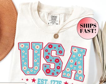 花柄USAシャツ、アメリカ建国250周年記念Tシャツ、レトロな7月4日トップス、コンフォートカラーズTシャツ、創業1776年、グルーヴィーな愛国的なサマーシャツ