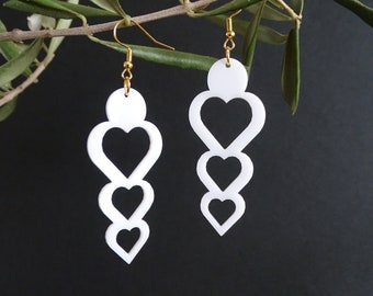 White acrylic heart shaped earrings 10#/Oblong earrings/Versatile, elegant, statement, light weight earrings/Handmade unique jewelry