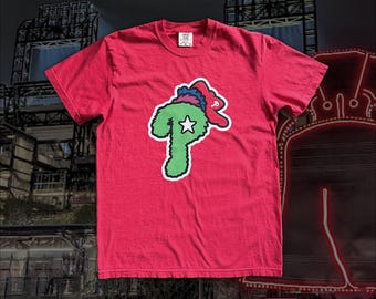 Phanatics P T-Shirt
