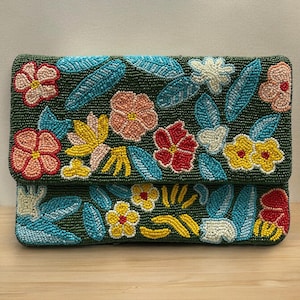Cartera de mano con cuentas - 33009 - Estilo 9 - Cartera de mano con cuentas, regalo para ella, dama de honor, bolso de noche, cadena, novia, boda, fiesta, floral