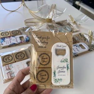 Apribottiglie per matrimonio all'ingrosso, magnete per frigorifero a forma di margherita, bomboniera, bomboniere, apribottiglie magnetico, regali di nozze, sottobicchiere,