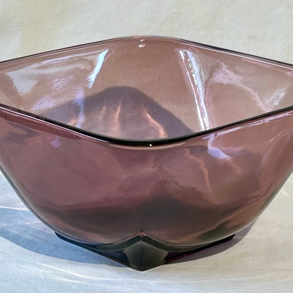 Vintage Hazel Atlas Moroccan Amethyst Purple Square Serving Bowl Colony Pattern 1960s